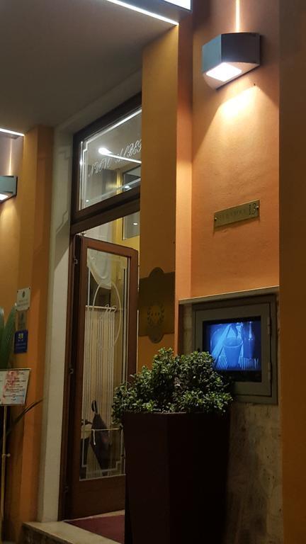 Nuovo Albergo Chieti Exteriör bild